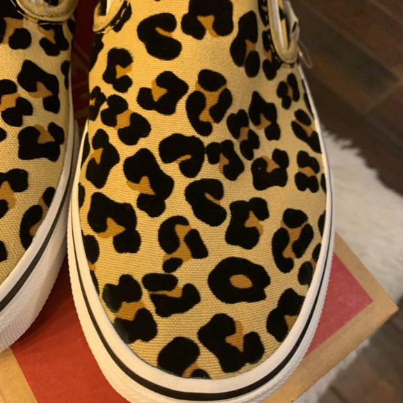 Vans Women's Leopard Slip-On Sneakers - Picture 5 of 10